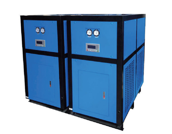 Refrigerated compressed air dryer